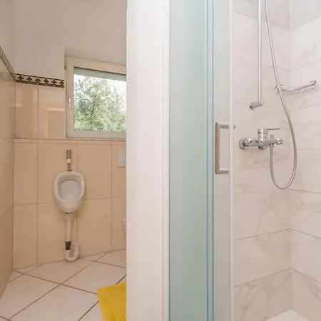 5 Bedroom Awesome In Rastane Donje