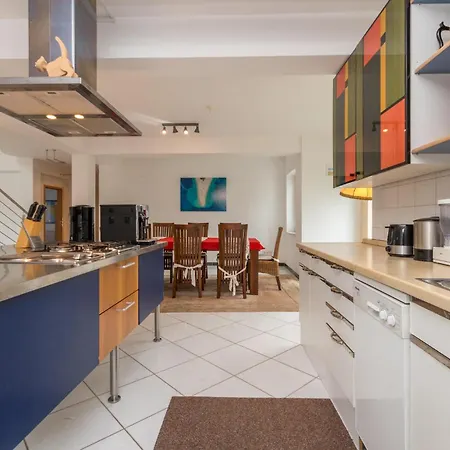 5 Bedroom Awesome In Rastane Donje Donje Rastane